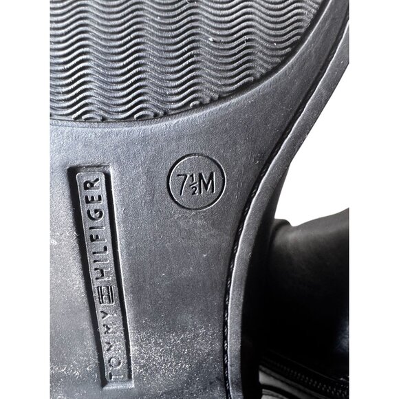 Tommy Hilfiger Womens Black Ankle Boots Faux Leather Sz 7.5M Gold Logo Imiera - Picture 10 of 11
